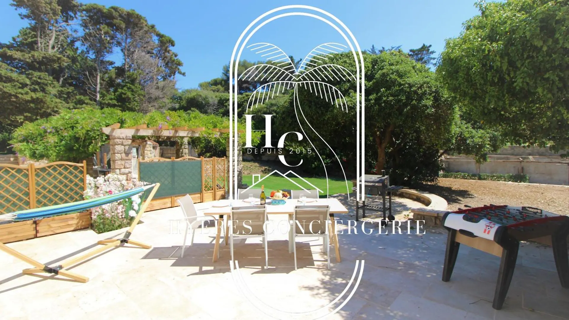 Apartment Appartements Plage Des Oursinieres Pieds Dans L'Eau Plage-Parking-Wifi By Hc Le Pradet France